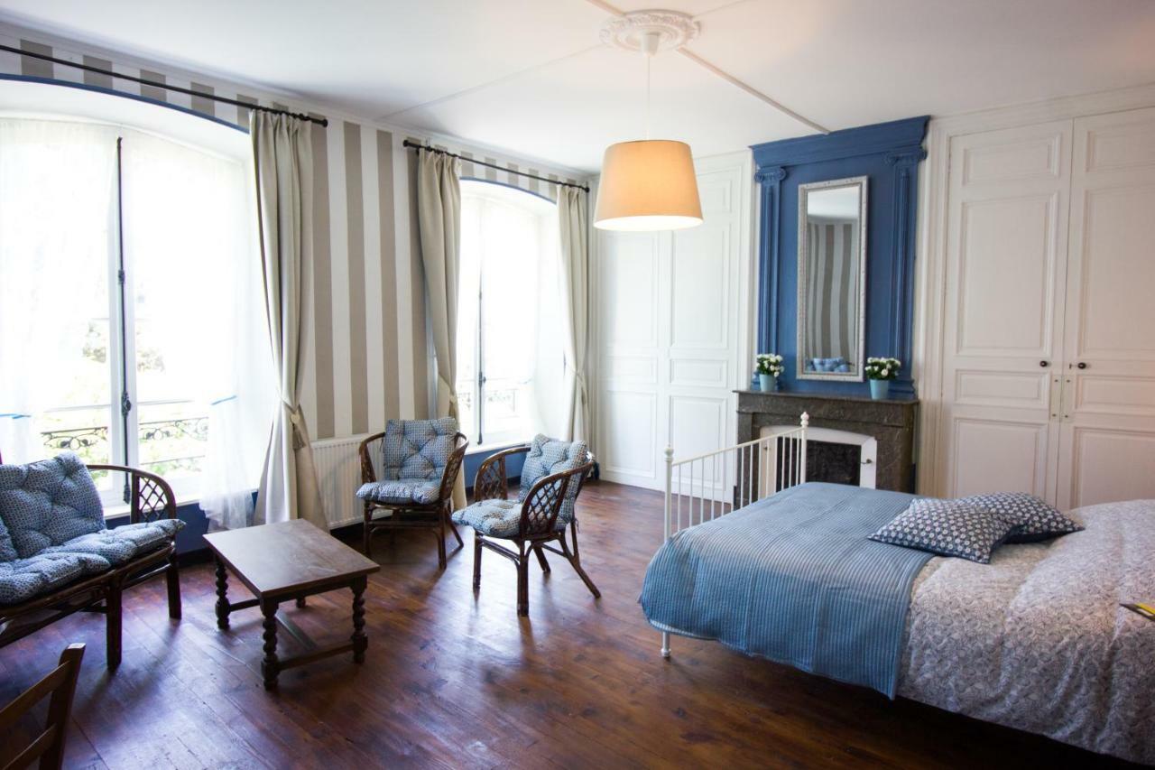 Domaine Des Lilas Saint-Germain-Lembron Buitenkant foto